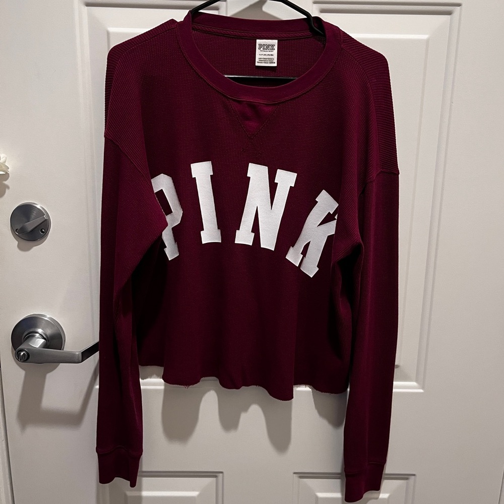 slightly cropped maroon “victorious secrets pink” long sleeve shirt